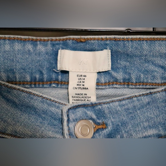 H&M High Rise Skinny Jeans - Picture 2 of 5